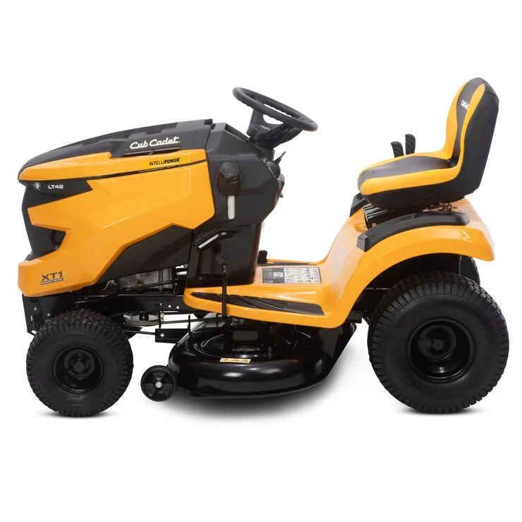 Cub Cadet 42 Inch Riding Lawn Tractor - Image 5