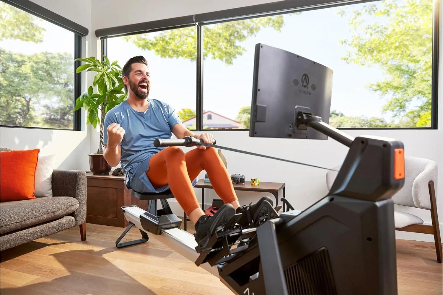 Aviron Interactive Rowing Machine with 22 Inch HD Touchscreen - Image 4