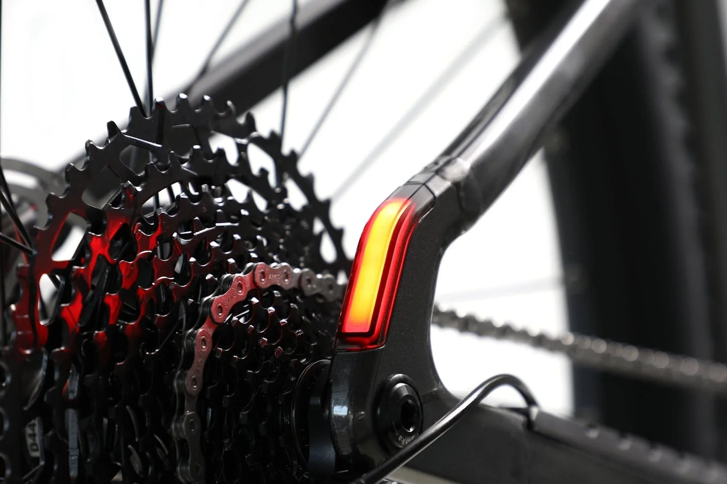 Aventon Electric Mountain Bike with Full Suspension - Image 4