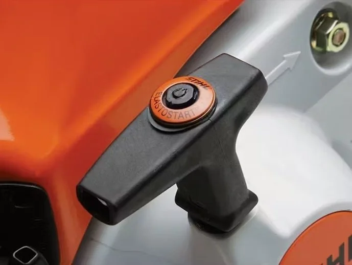 Husqvarna Heavy Duty Professional Gas Chainsaw - Image 2