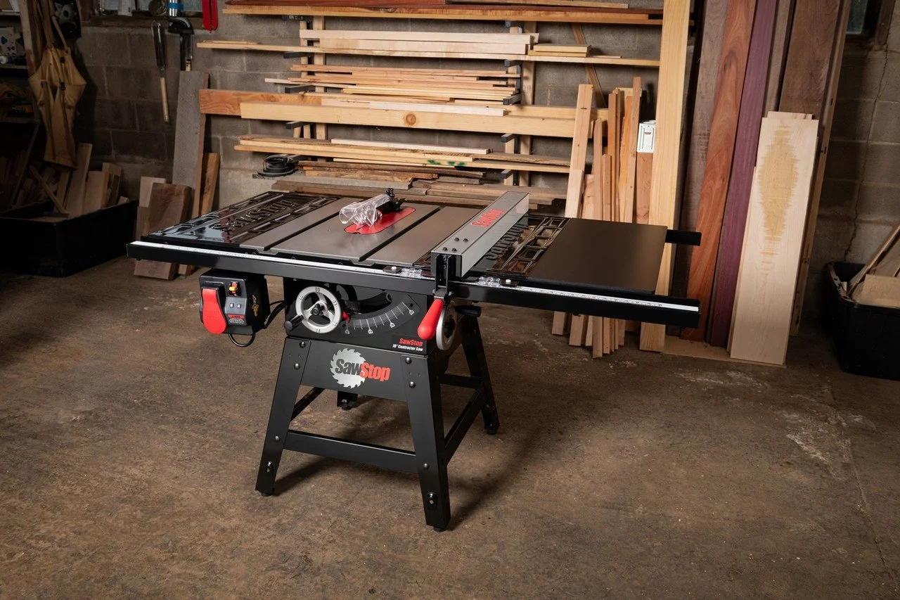 SawStop Contractor Table Saw with Safety System - Image 2