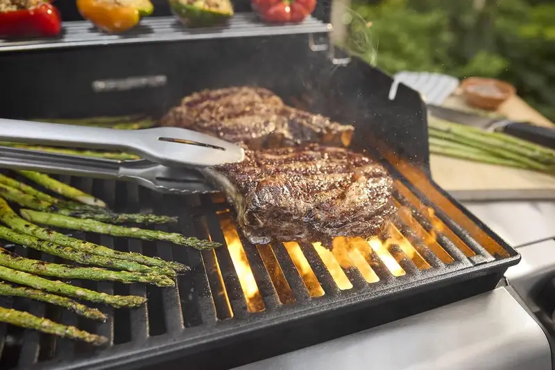 Weber 3-Burner Gas Grill - Image 2