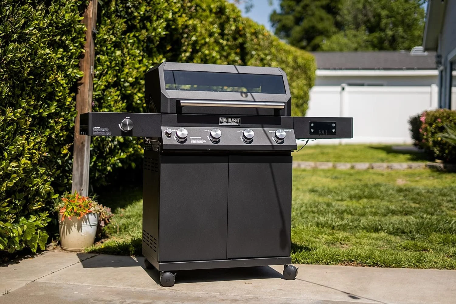 Monument Grills Smart Propane Gas Grill, Black